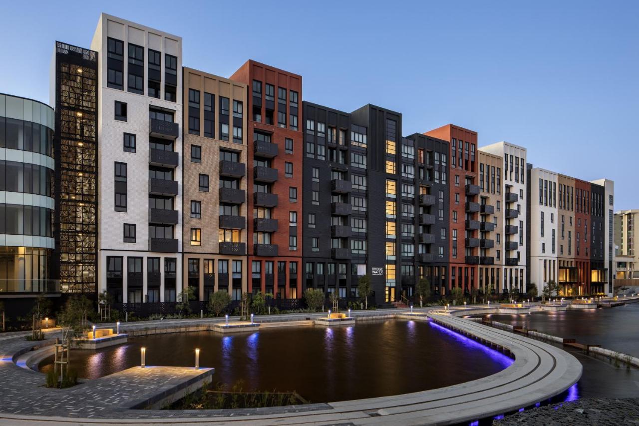 Bridgewater Apartments By Century City Hotels Fokváros Kültér fotó